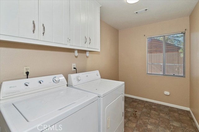 Detail Gallery Image 15 of 19 For 510 Sunset Ln, Sugarloaf,  CA 92386 - 2 Beds | 2 Baths