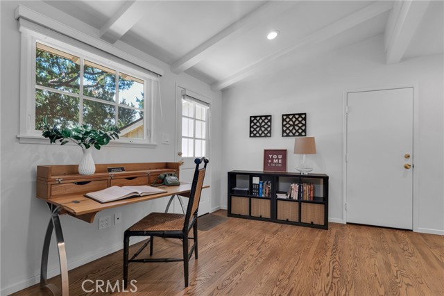 Detail Gallery Image 28 of 50 For 19439 Mayall St, Northridge,  CA 91324 - 4 Beds | 4 Baths