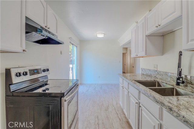 3084 Panorama Road, Riverside CA: https://media.crmls.org/medias/d12dbbe2-28ae-4bc7-ad47-1801a9274db0.jpg
