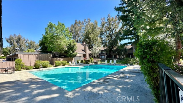 Detail Gallery Image 29 of 30 For 9763 Reseda Bld #81,  Northridge,  CA 91324 - 2 Beds | 2/1 Baths