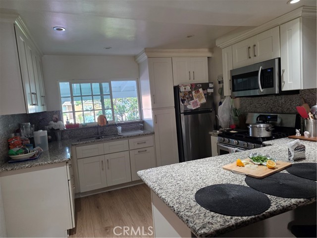 Detail Gallery Image 23 of 27 For 1314 S Shelton, Santa Ana,  CA 92707 - 2 Beds | 1 Baths