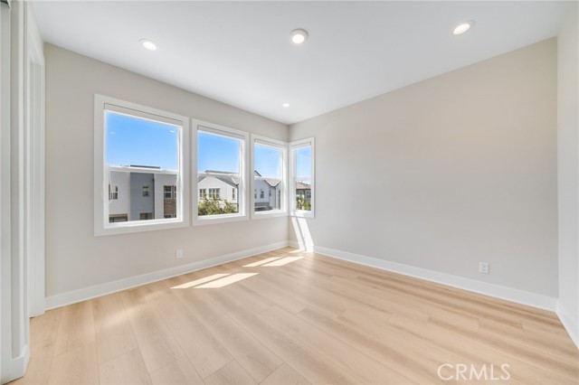 211 Wild Flower, Lake Forest CA: https://media.crmls.org/medias/d12fe1cd-ac87-42c3-8798-f217a3f0f379.jpg