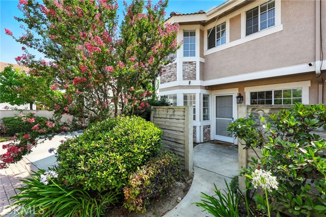 Detail Gallery Image 1 of 40 For 1204 N Sunflower Ave a,  Covina,  CA 91724 - 3 Beds | 2/1 Baths