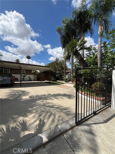 Detail Gallery Image 5 of 39 For 2835 Etiwanda Ave, Rialto,  CA 92376 - 5 Beds | 3 Baths