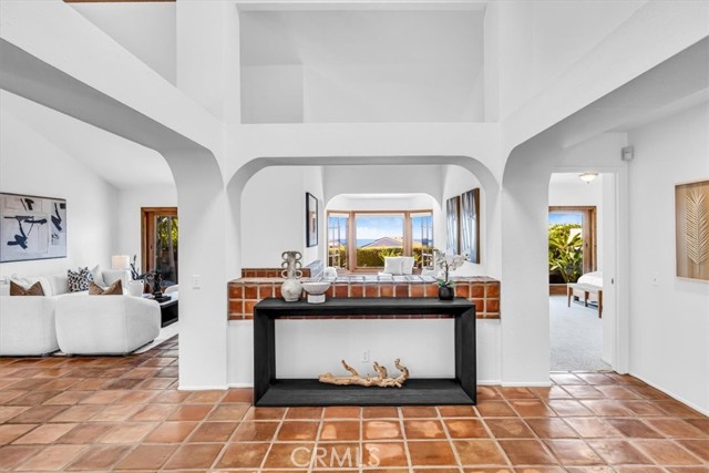 Detail Gallery Image 6 of 68 For 24155 Vista D Onde, Dana Point,  CA 92629 - 2 Beds | 2 Baths