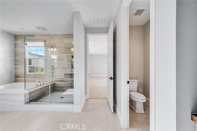 Detail Gallery Image 45 of 45 For 212 Parkwood, Irvine,  CA 92620 - 4 Beds | 4/1 Baths