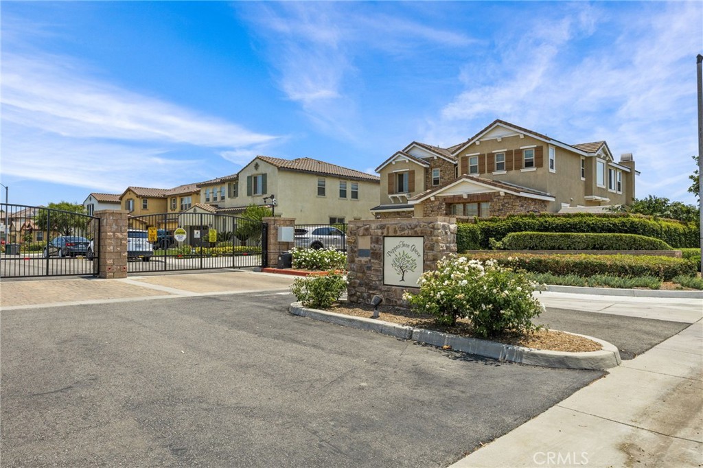 MLS #WS25158608 img 45