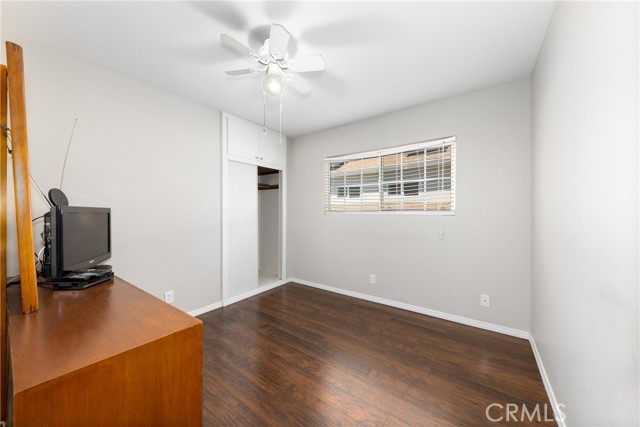 261 E Fig Avenue, Monrovia CA: https://media.crmls.org/medias/d13462a5-5846-491a-ad12-47c1c5785bd4.jpg