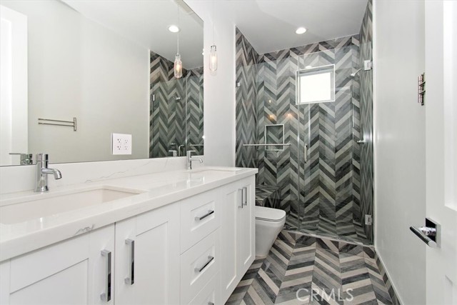 2406 Mathews Avenue, Redondo Beach, California 90278, 4 Bedrooms Bedrooms, ,3 BathroomsBathrooms,Residential,Sold,Mathews,SB21216620