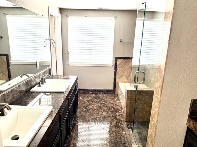 Detail Gallery Image 15 of 23 For 22962 Giant Fir Pl, Canyon Lake,  CA 92587 - 3 Beds | 2 Baths