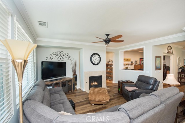 26112 Palm Breeze Lane, Menifee CA: https://media.crmls.org/medias/d137c420-4a62-45aa-9836-802322be2606.jpg
