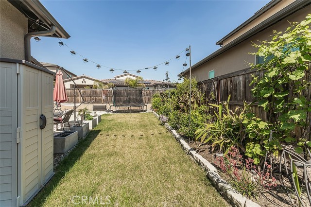 Image 64 of 75 For 877 Treasure Hills