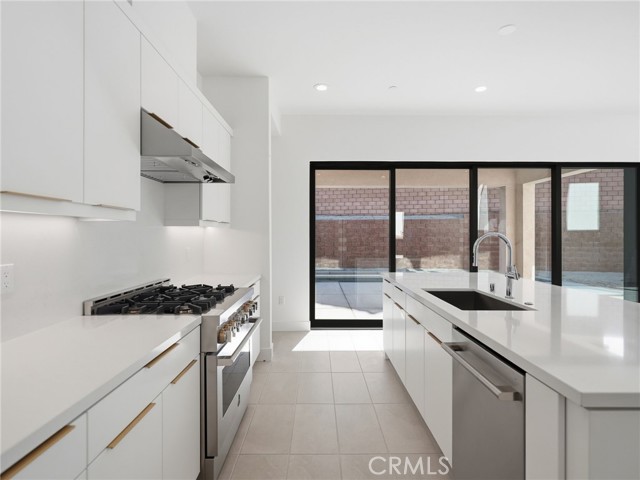 Detail Gallery Image 7 of 41 For 75133 Radford Dr, Palm Desert,  CA 92211 - 4 Beds | 4 Baths