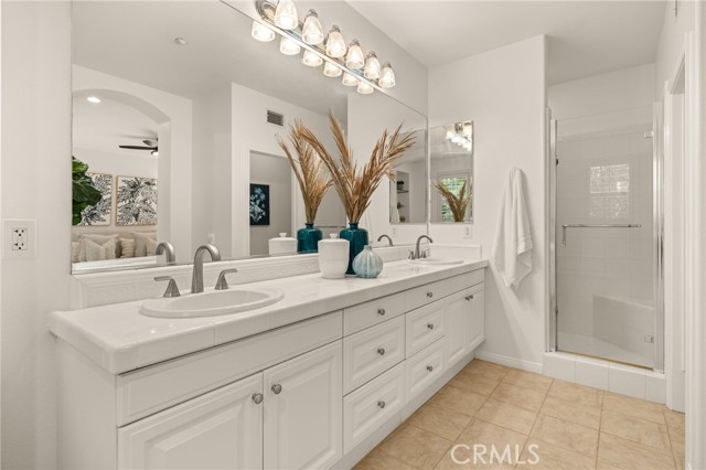 6281 Pacific Pointe Drive, Huntington Beach CA: https://media.crmls.org/medias/d1399504-84d6-4f2f-b722-f0052c9866b7.jpg