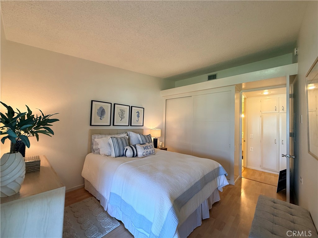 MLS #OC25261451 image #26