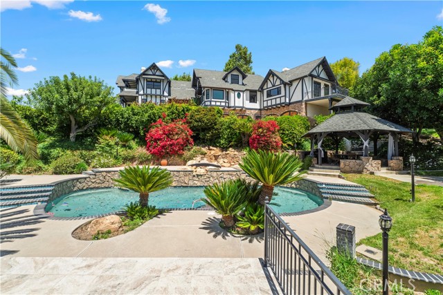 Detail Gallery Image 70 of 75 For 7008 Hawarden Dr, Riverside,  CA 92506 - 6 Beds | 5/1 Baths