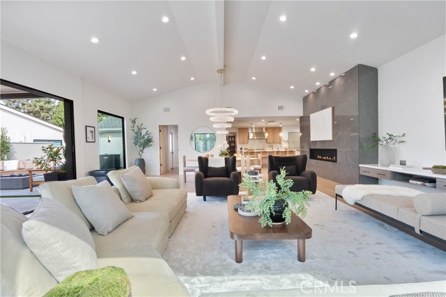 Image 5 of 63 For 2989 Ceylon Drive