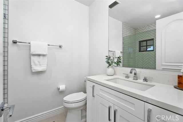 2 Gallery Place, Newport Coast CA: https://media.crmls.org/medias/d13bd0a8-6d65-4d48-b582-a3cd0f4f70de.jpg