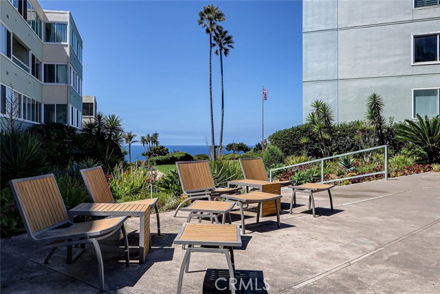 639 Paseo De La Playa, Redondo Beach, California 90277, 2 Bedrooms Bedrooms, ,1 BathroomBathrooms,Residential,For Sale,Paseo De La Playa,SB25188474