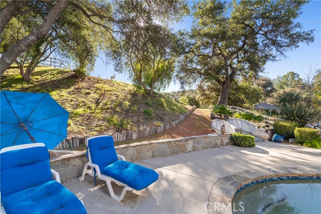 Detail Gallery Image 10 of 57 For 15562 Bronco, Canyon Country,  CA 91387 - 4 Beds | 4 Baths