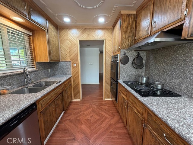 Detail Gallery Image 6 of 25 For 2616 Cheshire, Bakersfield,  CA 93309 - 3 Beds | 2 Baths