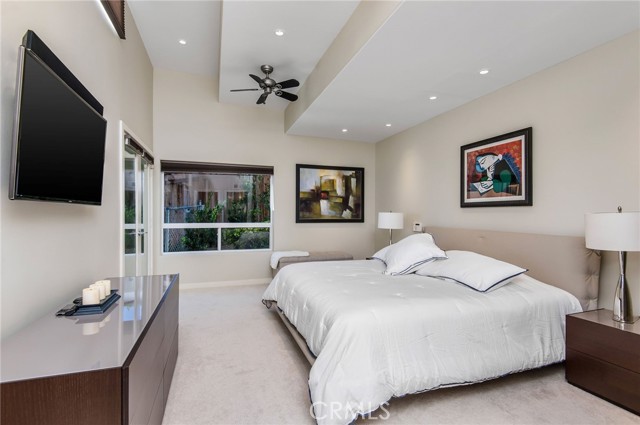 Detail Gallery Image 18 of 40 For 818 Hillcrest Dr, Laguna Beach,  CA 92651 - 4 Beds | 3/1 Baths