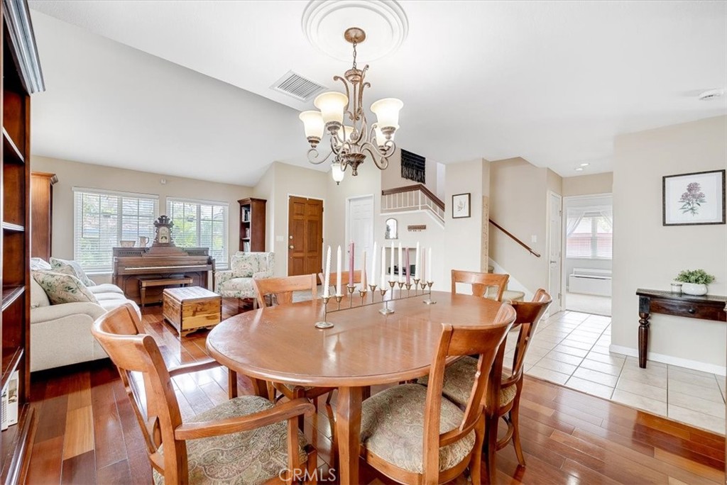 9048 Meadowrun - photo 10