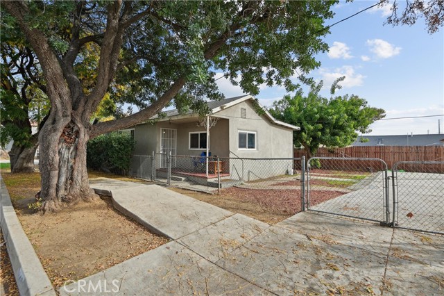 Detail Gallery Image 1 of 1 For 146 S 4th St, Colton,  CA 92324 - 3 Beds | 2 Baths