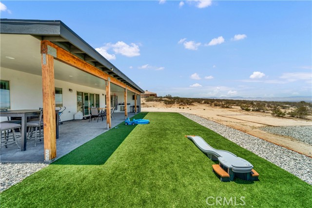 10715 Wilson Drive, California City CA: https://media.crmls.org/medias/d13f5033-959e-4fa4-9fec-18b57d3caa60.jpg