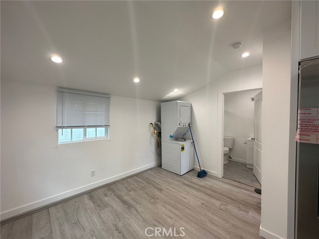Detail Gallery Image 5 of 13 For 7016 Bertrand Ave, Reseda,  CA 91335 - 1 Beds | 1 Baths