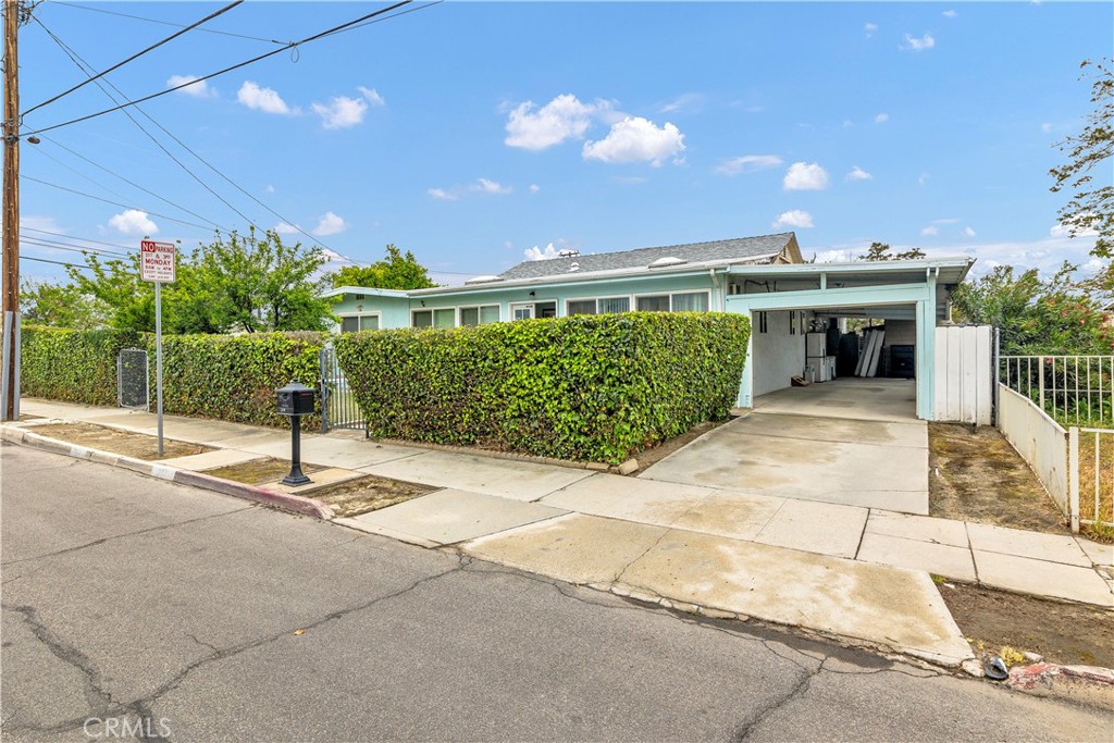 264 E 2nd Street