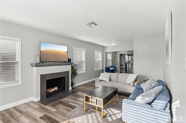821 Lombard Drive, Redlands CA: https://media.crmls.org/medias/d142a722-77dc-4649-b2b1-e4932c95a89d.jpg