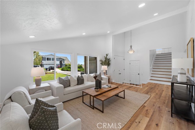 Image 2 of 31 For 27091 Pueblonuevo Drive