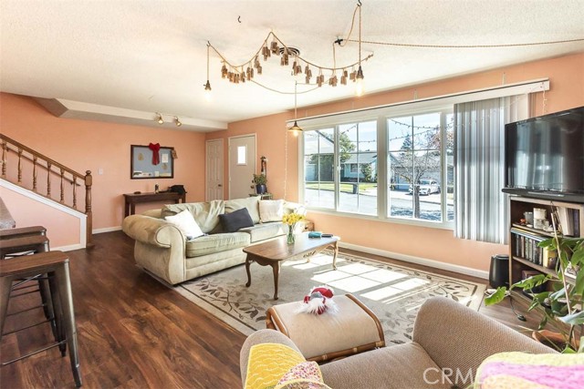 Detail Gallery Image 12 of 50 For 512 Dartmouth, San Luis Obispo,  CA 93405 - 4 Beds | 3 Baths