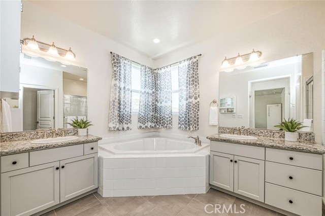 Detail Gallery Image 22 of 38 For 20128 Pescara Ln, Friant,  CA 93626 - 4 Beds | 3/1 Baths
