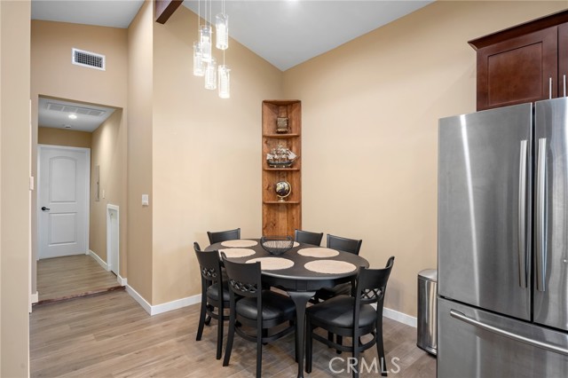 13988 Raven Street, Sylmar CA: https://media.crmls.org/medias/d1452ce8-18cb-40ae-9792-178a5a34165d.jpg