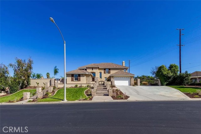 Detail Gallery Image 1 of 34 For 8017 Armagosa Dr, Riverside,  CA 92508 - 4 Beds | 3/1 Baths