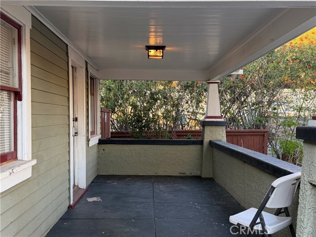 Detail Gallery Image 13 of 17 For 3117 Lincoln, Altadena,  CA 91001 - 4 Beds | 2 Baths