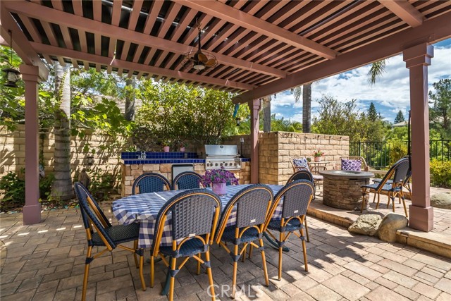 25808 Tennyson Lane, Stevenson Ranch CA: https://media.crmls.org/medias/d146f516-db51-4297-9b6d-7871814e4d92.jpg