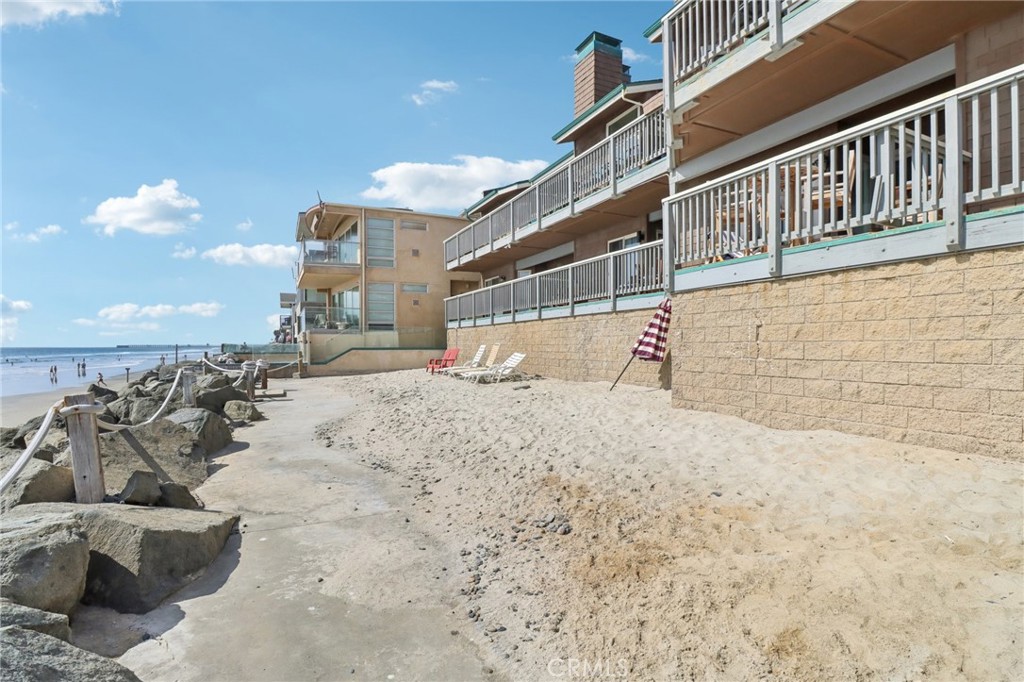 MLS #OC25192516 image #42