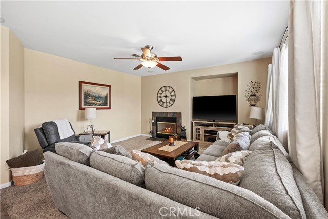 27602 Rockwood Avenue, Moreno Valley CA: https://media.crmls.org/medias/d1498ef1-38ab-4c07-8aeb-477f7825341d.jpg
