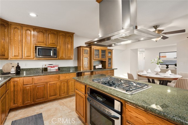 Detail Gallery Image 11 of 38 For 819 N Shaftesbury Ave, San Dimas,  CA 91773 - 3 Beds | 2 Baths