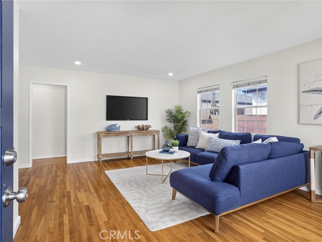 Image 5 of 43 For 3638 156th Street