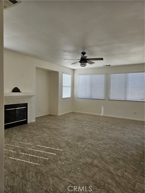 Detail Gallery Image 3 of 13 For 15850 Desert Rock St, Adelanto,  CA 92301 - 3 Beds | 2 Baths