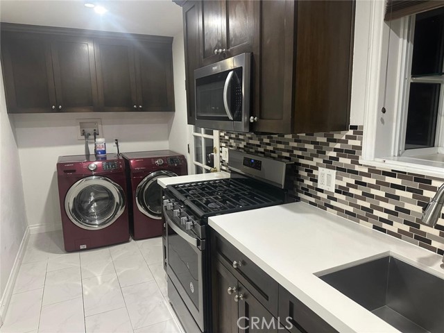 Detail Gallery Image 7 of 36 For 24033 Mobile St, West Hills,  CA 91307 - 3 Beds | 2 Baths