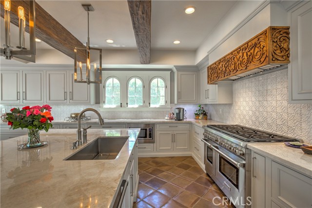 Detail Gallery Image 13 of 50 For 1205 W Highland Ave, Redlands,  CA 92373 - 4 Beds | 3/2 Baths