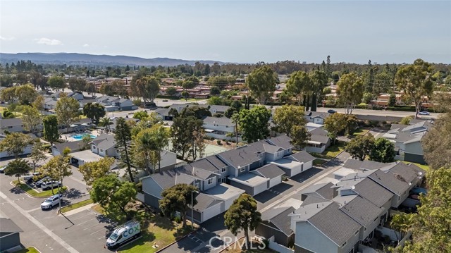 25532 Polaris Lane, Lake Forest CA: https://media.crmls.org/medias/d14d82a7-16a8-4f61-8e26-7f7ed66ecd75.jpg