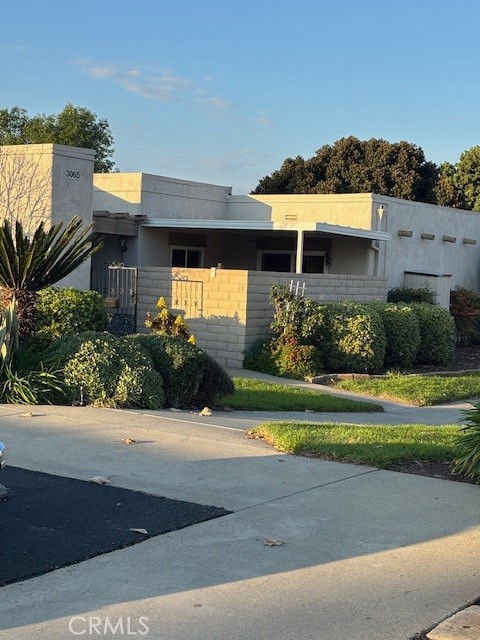 Front Image Thumbnail for CROC26018714