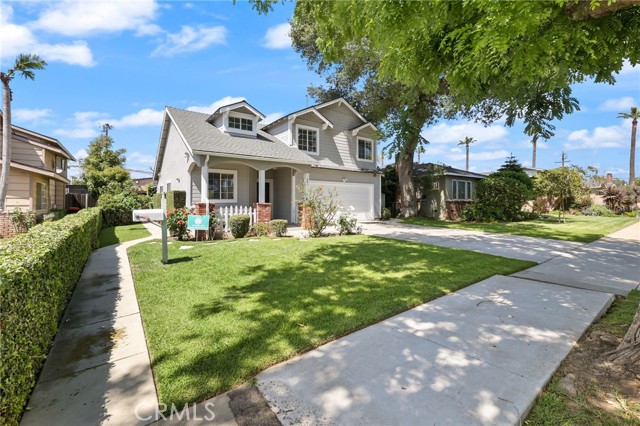 251 E Center Street, Covina CA: https://media.crmls.org/medias/d14f07b5-4dbe-47d1-bdee-f928153e5342.jpg