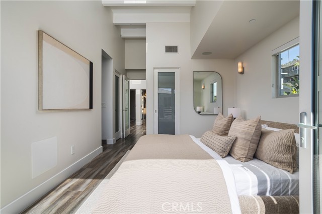 Detail Gallery Image 15 of 40 For 2618 Cove St, Corona Del Mar,  CA 92625 - 3 Beds | 3/1 Baths